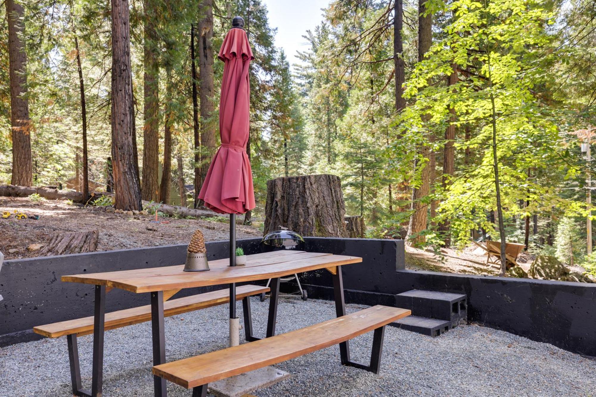 Dreamy Camp Connell Hideaway With Grills And Fire Pit! Villa Luaran gambar